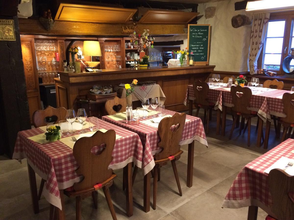Auberge Des Trois Chateaux Eguisheim Zewnętrze zdjęcie